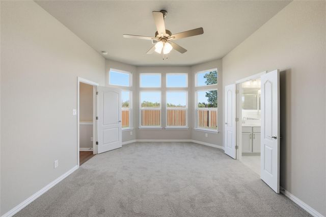 137 Greinert DR, Taylor, TX 76574