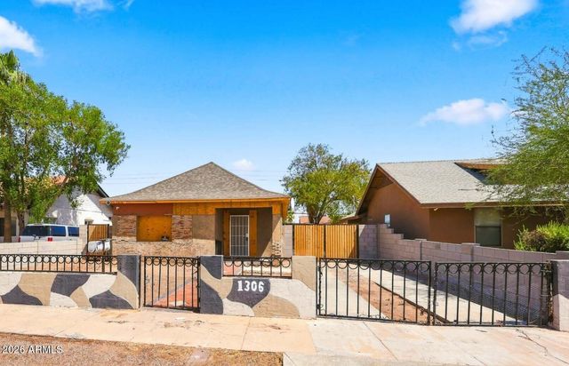 1306 W POLK Street, Phoenix, AZ 85007