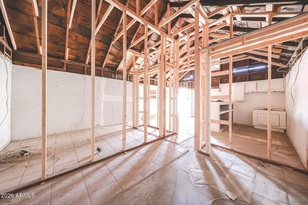 Image 35 of property listing at 1306 W POLK Street, Phoenix, AZ 85007
