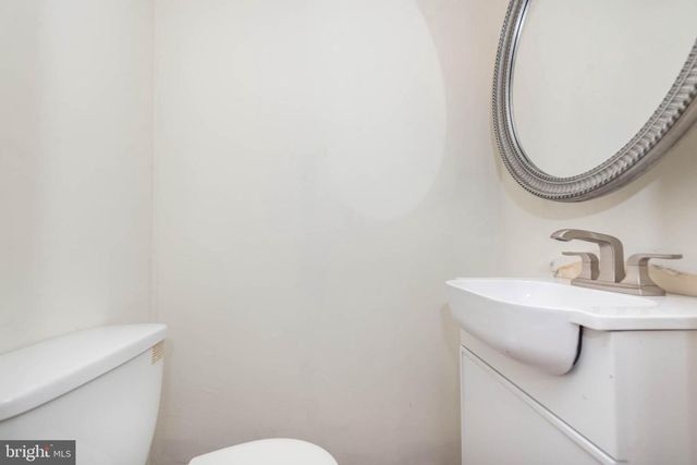 13 BOHN CT, Rosedale, MD 21237