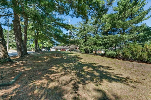 83 Valente Drive, Cranston, RI 02920