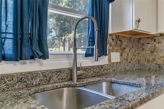 83 Valente Drive, Cranston, RI 02920