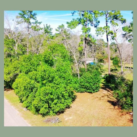103 White Oak Drive, Woodbranch, TX 77357