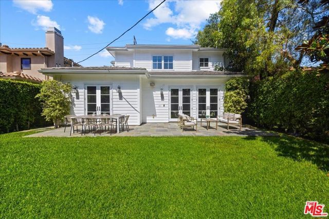3217 Greenfield Avenue, Los Angeles, CA 90034