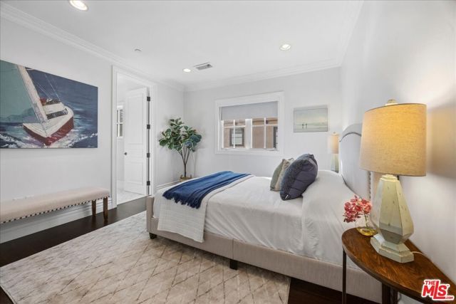 3217 Greenfield Avenue, Los Angeles, CA 90034