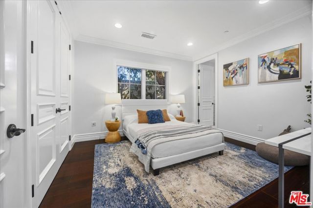 3217 Greenfield Avenue, Los Angeles, CA 90034