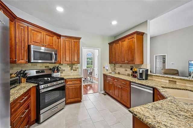 7590 Golden Sands Drive, Cumming, GA 30041