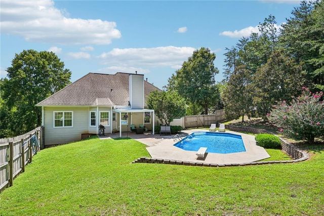 7590 Golden Sands Drive, Cumming, GA 30041