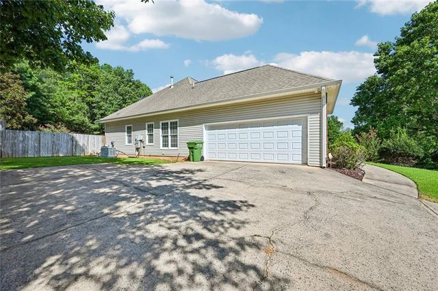 7590 Golden Sands Drive, Cumming, GA 30041