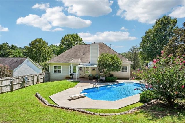 7590 Golden Sands Drive, Cumming, GA 30041