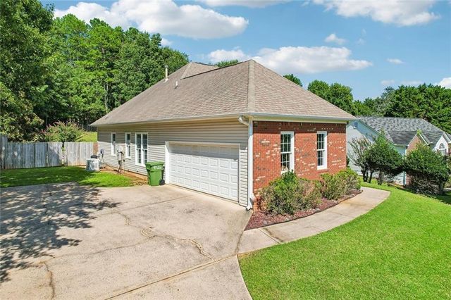 7590 Golden Sands Drive, Cumming, GA 30041