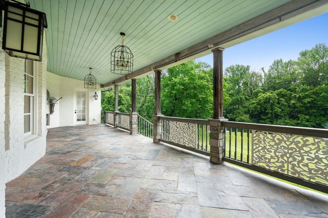 8992 Horton Hwy, College Grove, TN 37046