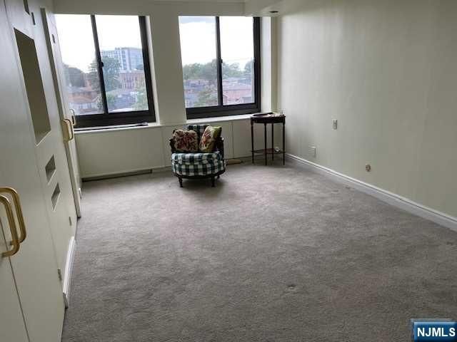 300 Winston Drive 302, Cliffside Park, NJ 07010