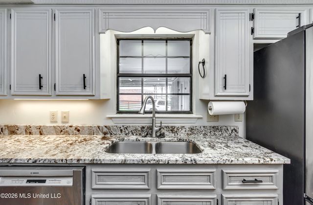 907 Audubon Point Drive, Brandon, MS 39047