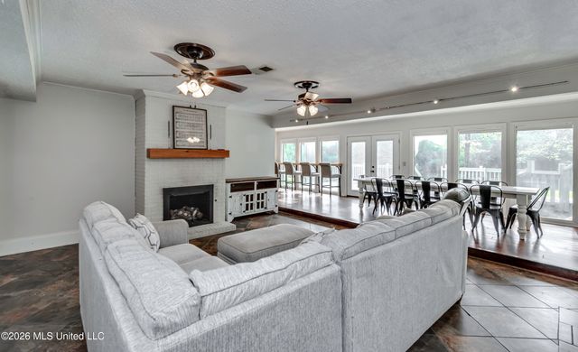 907 Audubon Point Drive, Brandon, MS 39047