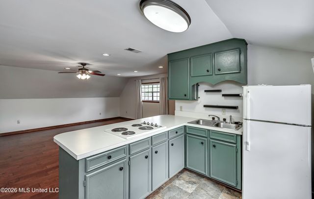 907 Audubon Point Drive, Brandon, MS 39047