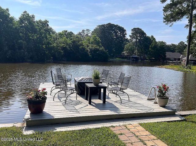 907 Audubon Point Drive, Brandon, MS 39047