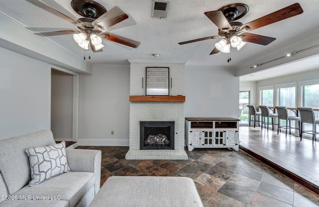 907 Audubon Point Drive, Brandon, MS 39047