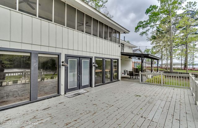 907 Audubon Point Drive, Brandon, MS 39047