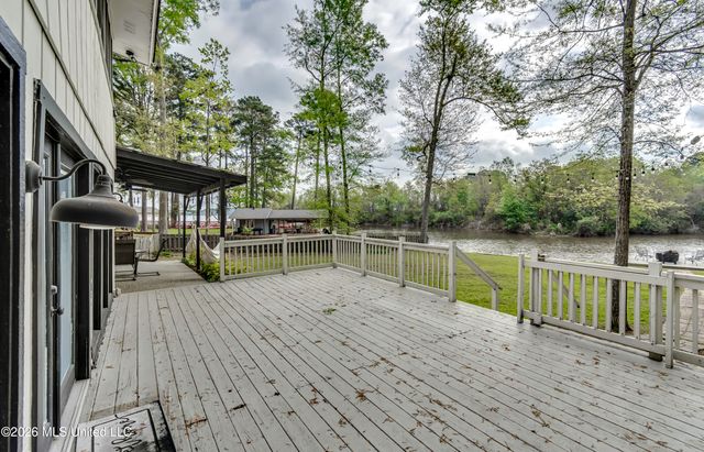 907 Audubon Point Drive, Brandon, MS 39047