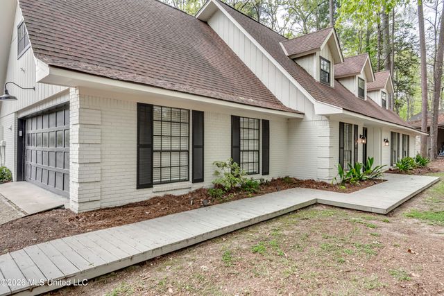 907 Audubon Point Drive, Brandon, MS 39047