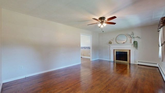 29 Winchester Ave, Auburn, MA 01501