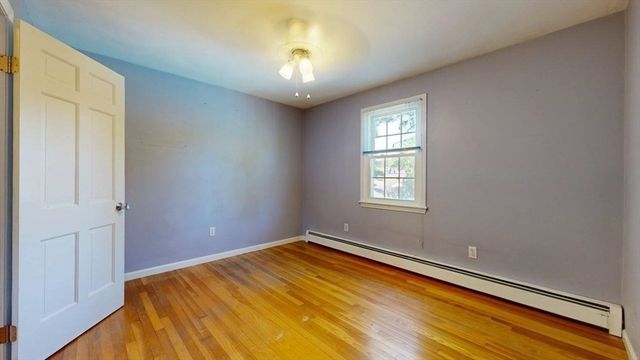 29 Winchester Ave, Auburn, MA 01501