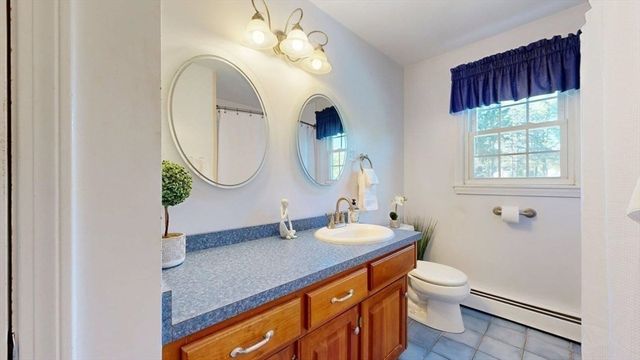 29 Winchester Ave, Auburn, MA 01501