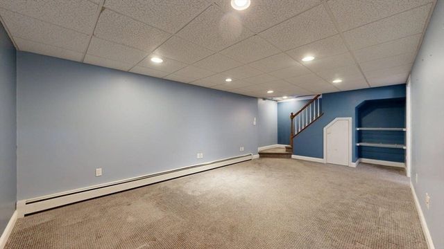 29 Winchester Ave, Auburn, MA 01501