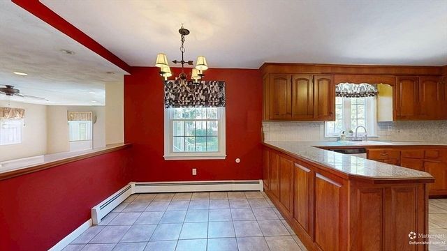 29 Winchester Ave, Auburn, MA 01501
