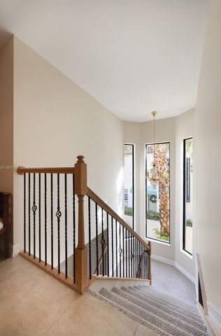 2916 Hidden Harbour Ct, Dania Beach, FL 33312