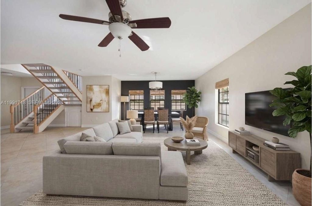 Image 2 of property listing at 2916 Hidden Harbour Ct, Dania Beach, FL 33312