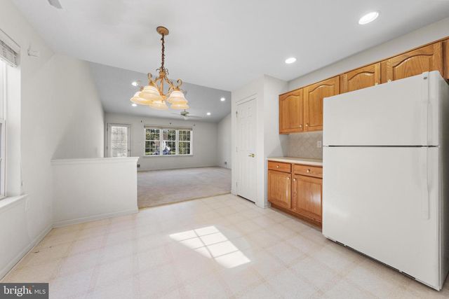 18 CONGRESSIONAL RD, Jackson, NJ 08527