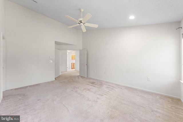 18 CONGRESSIONAL RD, Jackson, NJ 08527