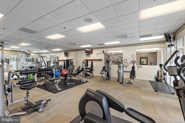 18 CONGRESSIONAL RD, Jackson, NJ 08527