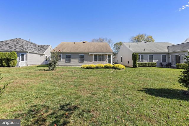 18 CONGRESSIONAL RD, Jackson, NJ 08527