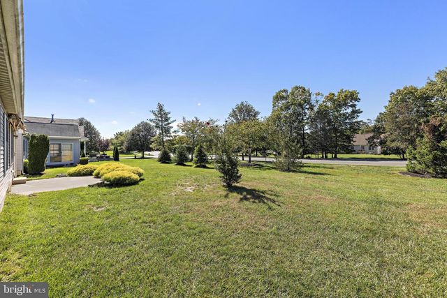 18 CONGRESSIONAL RD, Jackson, NJ 08527