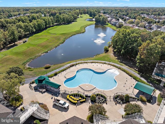 18 CONGRESSIONAL RD, Jackson, NJ 08527