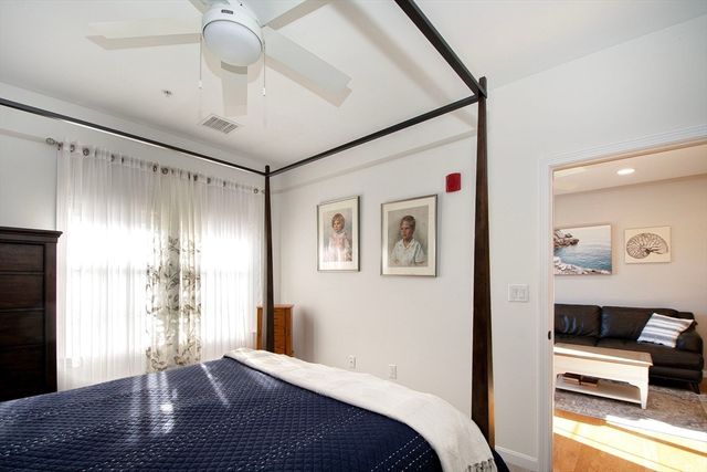 62 Mariners Way 305, Plymouth, MA 02360