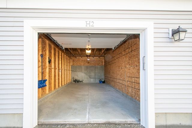 62 Mariners Way 305, Plymouth, MA 02360