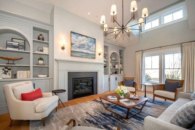 62 Mariners Way 305, Plymouth, MA 02360