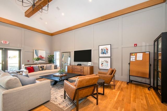 62 Mariners Way 305, Plymouth, MA 02360