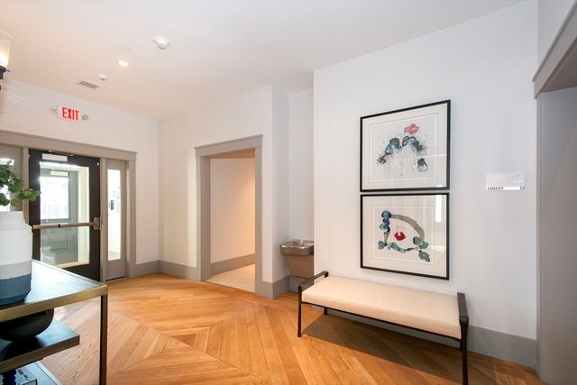 62 Mariners Way 305, Plymouth, MA 02360