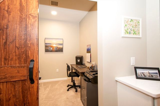 62 Mariners Way 305, Plymouth, MA 02360