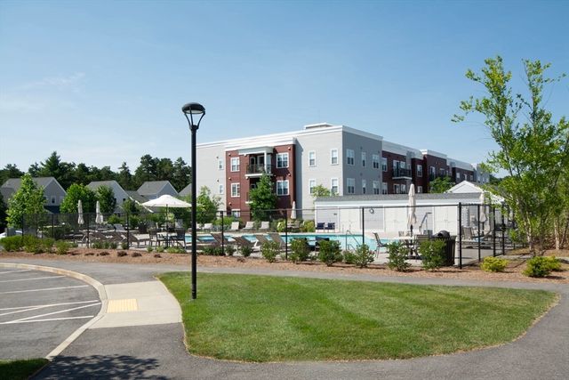 62 Mariners Way 305, Plymouth, MA 02360