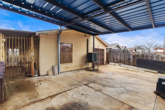 9957 Cedar Mountain Circle, Dallas, TX 75217