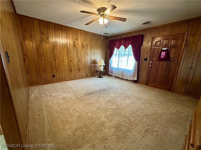 105 7th Street, Paris, AR 72855