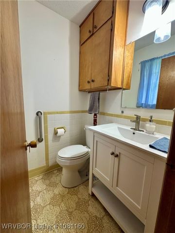 105 7th Street, Paris, AR 72855