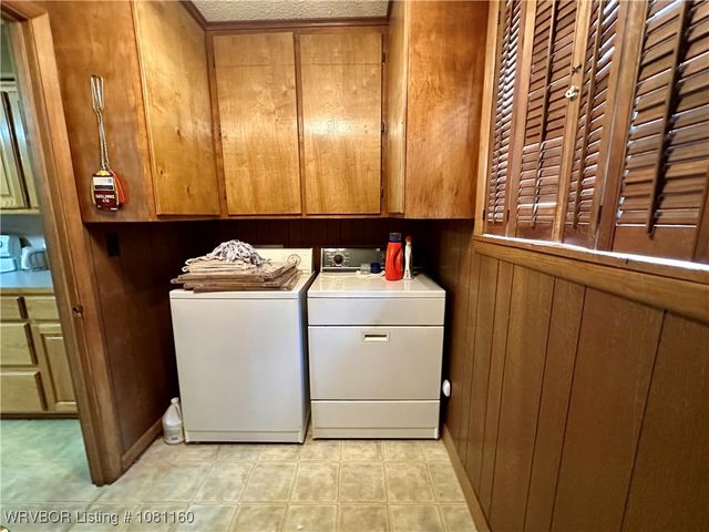 105 7th Street, Paris, AR 72855