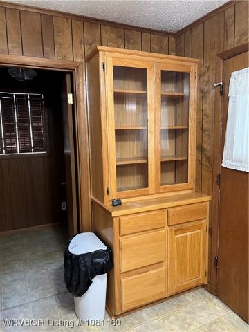 105 7th Street, Paris, AR 72855